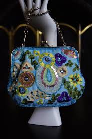 Art Deco Beautiful Gold and Lace Embellished Ocassion ...