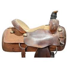 Used 15" Carson River Bar M Team Roping Saddle