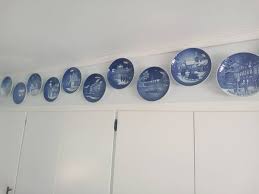 Christmas plates - collectibles - by owner - sale - craigslist