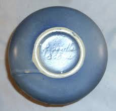 Rare" 1930s Roseville Art Pottery Blue Thorn Apple Vase w ...