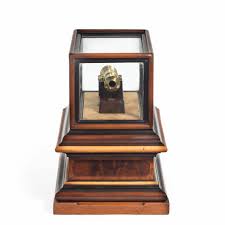 Miniature Brass Cannon in a Presentation Case For Sale at 1stDibs | antique mini cannon, mini brass cannon, small brass cannons for sale