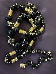 Vintage Black & Gold tone beads 27" necklace A15 | eBay