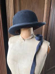 Vintage French Milliners Charcoal Black Hat Ribbon Gross ...