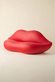 Heller Furniture Bocca Lips Indoor/Outdoor Sofa | Urban Outfitters
