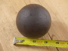 CAST IRON CANNONBALL REPLICA / ROUND BALL 3"