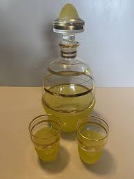 Art Glass Decanter With Matching Stopper And 2 Glasses ...