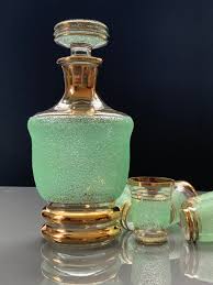Vintage Green Glass Decanter With Stopper and Shot Glasses, Glasses Gold Trim Colored Glassware, Genie Bottle Decanter (# 30 ) - Etsy Israel