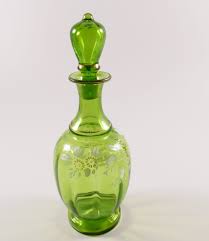 Böhmen Flakon grünes Glas handbemalt weißen Blumen Höhe 22cm um 1890 | eBay