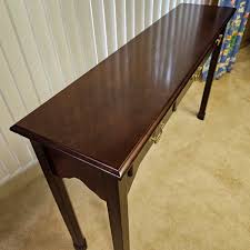 Bombay Co. Sofa Table (BLR-JS) | EstateSales.org