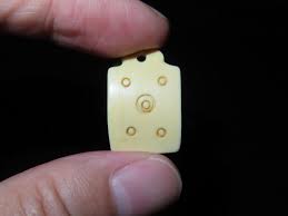 Nepal Tibet Buddhist Carved Yak Bone Mantra Dots Talisman ...