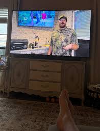 When you are watching your buddies YouTube video and your buddy is watching your YouTube video while filming his YouTube video that you are actually in. Understand all that? 🤣 Link in