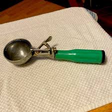 Kitchen | Vintage 3s Ice Cream Scoop | Poshmark