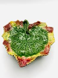 Majolica Style Leaf Dish With Twig Handle by Bordallo ...