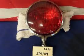 SM109 S&M Lamp Co. Model 5210 Light 6" Diameter