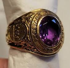 Class Ring New York University 1953 NYU 10K Yellow Gold With Amethyst size 9 | eBay
