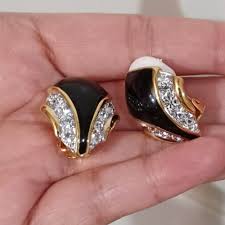 Vintage 1980s SOLEIL black enamel gold tone rhinestone clip ...