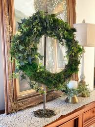 Make an Ivy Wreath ⋆ SomeTyme Place