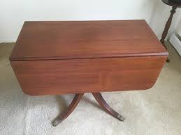 Mid 20th century mahogany drop leaf regency style pedestal ...