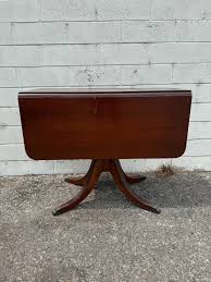 Vintage Mahogany Drop Leaf Dining Table: Pedestal Base ...