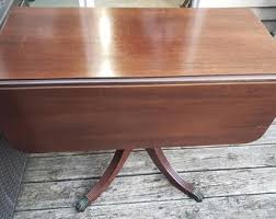 Brandt Furniture Sheraton Style Dropleaf Pedestal Dining ...