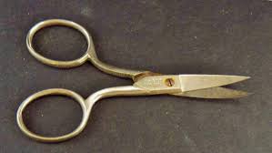 VTG / COLUMBUS / 1975 / SEWING / 3 1/2" SCISSORS / TOOLS ...