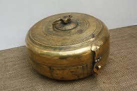 Vintage Brass Chapatti Box Oxidized Decorative Metal Tableware Traditional Indian Bread Box Tiffin Box Old Indian Metal Box Round Metal Box - Etsy