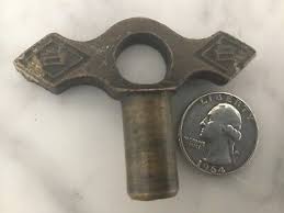 VINTAGE HEAVY BRASS CLOCK WINDING KEY THICK TOOL CROWN HAND ...