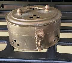 Vintage Oval Keepsake Trinket Brass Metal Box Grapes ...