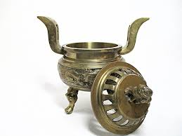 Incense Burner, Foo Dog Lid, Triple Footed, Large and Heavy, Brass Potpourri Holder - Etsy