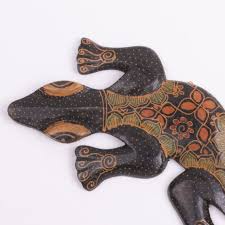 Wooden Gecko with Batik Backs – From Bali to Us
