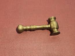 Martillo Mazo miniatura de bronce | PORCUATRODUROS