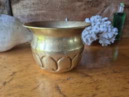 Vintage Brass Plant Pot With Incised Design - Etsy Israel