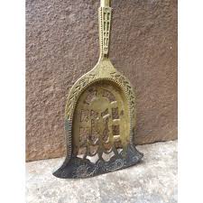 Dutch Fireplace Shovel t4631 | Charles Nijman Fireplace Antiques