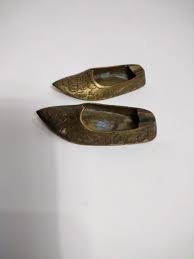 Vintage Solid Brass Indian Made Etched Antique Genie Aladdin Slippers Shoe B.I.C | eBay