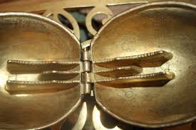 Super Sweet Heavy Midcentury Brass Walnut Nut Cracker- Great Gift for a Nut Lover - Etsy