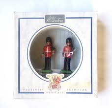 W Britain #8313 Coldstream Marching 54 Metal Toy Soldiers | eBay