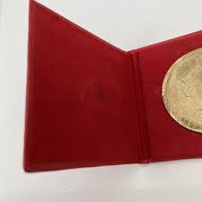 1979 Madame Bollinger Medal Champagne Coin 1899-1977 French | eBay