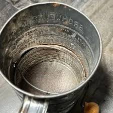 Bromwell's | Kitchen | Vintage 96s Bromwells 3 Cup Flour ...