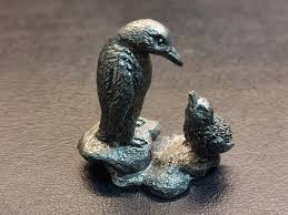 Vintage 1994 Royal Selangor Pewter Penguins Mom & Chick On Rock Pewter Figurine | eBay Australia