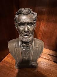 Abraham Lincoln (resin) bust - Heartfelt History