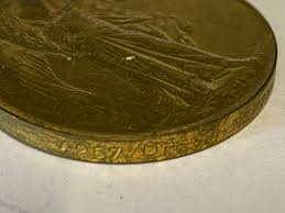 A FIRST WORLD WAR VICTORY MEDAL TO THE WEST RIDING REGIMENT ...