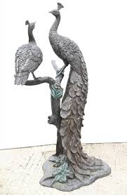 XL Bronce Pavo Real Estatua Gallina Jardín Pájaro Fundición 5 Pies en venta en 1stDibs