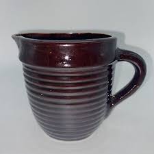 VINTAGE DARK BROWN HORIZONTAL RIBBED STONEWARE/POTTERY PITCHER "USA" | eBay