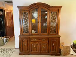 Lot # 78- Quality Broyhill Lighted China Hutch with Glass Shelves. 64"w x 77.5"h x 18"d - PugetSoundEstateAuctions.com