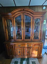 Hector's - Broyhill, 2 piece Hutch. Lighted, glass, excellent condition. Moving, must sell asap. Listed $300, but make offer. Fosterdale area. You pickup. Bring help is super heavy. Call 845 932 8314 | Facebook