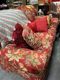 So many treasures at Harvest Thrift Store! #walnutcreekohio