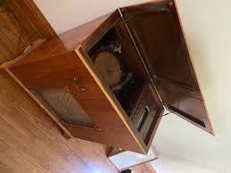 Majestic record player, brown, large, old, used, working ...