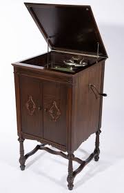Sold at Auction: BRUNSWICK SEVILLE PHONOGRAPH