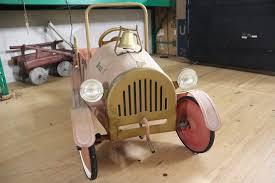 Vintage FIRE ENGINE Pedal Car - Australian Fire Service ...