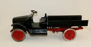 Sold at Auction: Vintage Buddy L Dump Truck